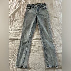 Abercrombie The Skinny High Rise Curve Love Jean (Never Worn)